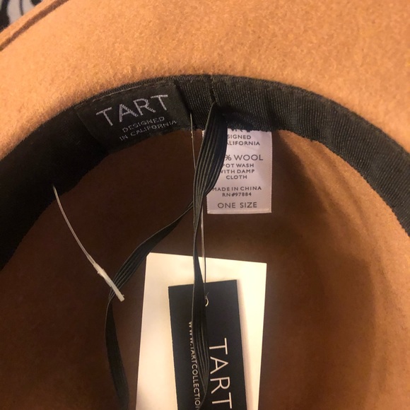 Hat - Picture 3 of 4